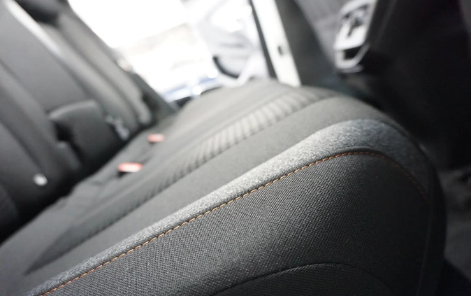 Peugeot 3008 cena 58900 przebieg: 247000, rok produkcji 2019 z Kazimierz Dolny małe 667